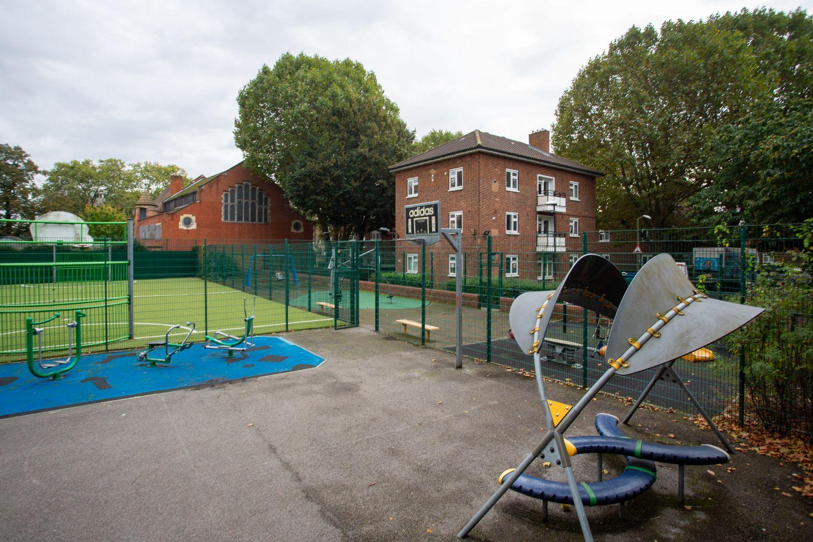 Wyvil Estate, Henry House Ball Court